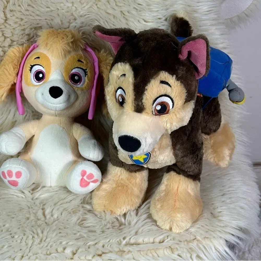 Paw Patrol Chase and Skye Plush Spin Master 8